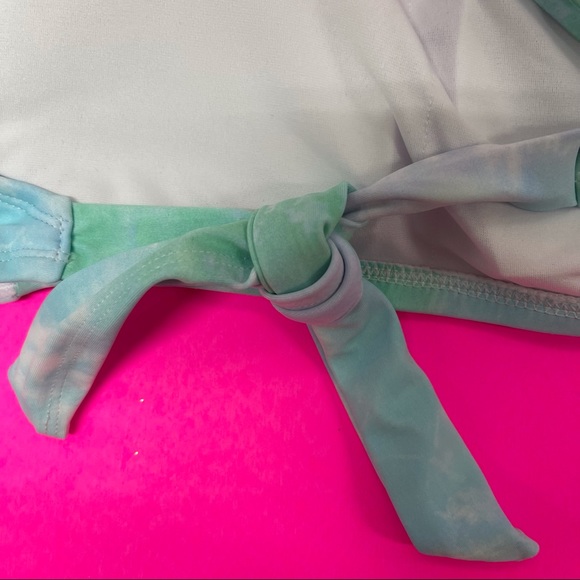 🧜♀️NWT TIE DYE 1 SHOULDER BIKINI TOP - Picture 4 of 8